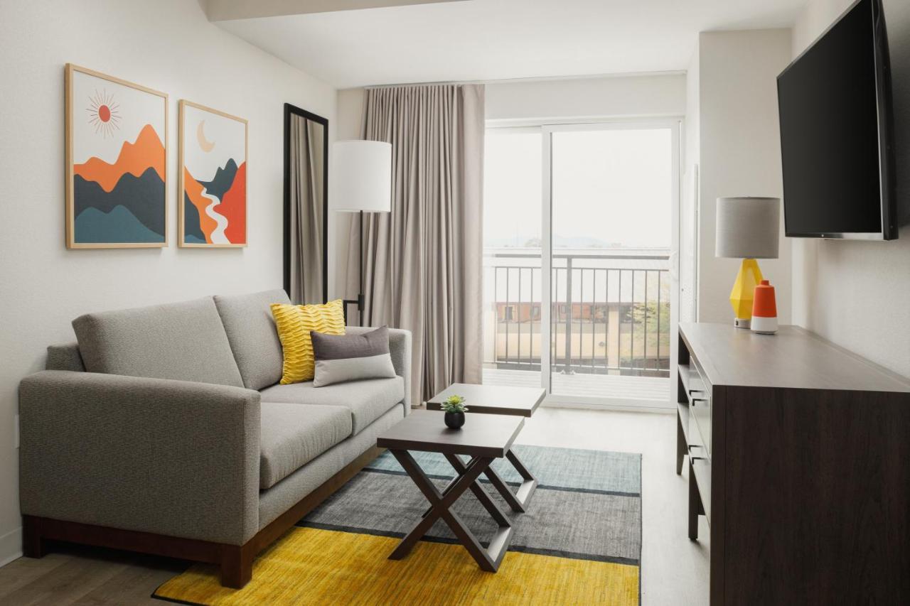 Waterwalk Extended Stay By Wyndham Jacksonville Deerwood Pk Екстер'єр фото