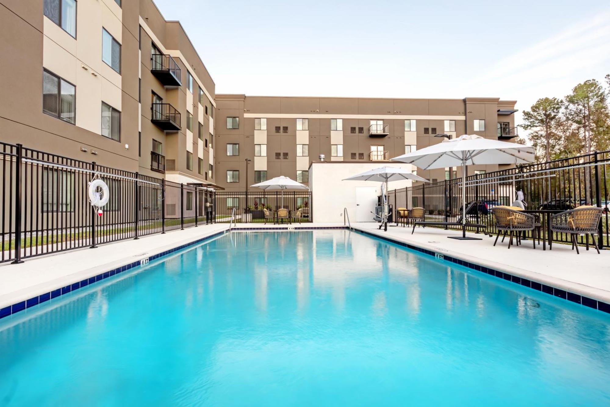 Waterwalk Extended Stay By Wyndham Jacksonville Deerwood Pk Екстер'єр фото