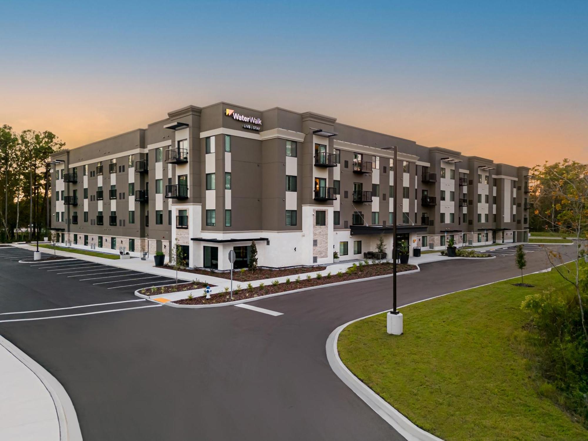 Waterwalk Extended Stay By Wyndham Jacksonville Deerwood Pk Екстер'єр фото
